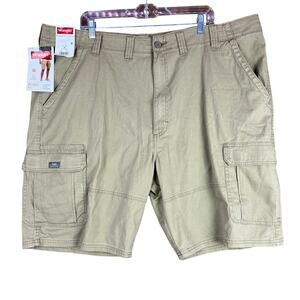 Wrangler Mens Shorts Tan Relaxed Fit Cargo Cotton Blend Stretch 46x10
